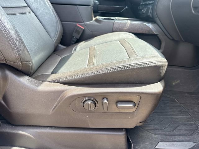 Used 2021 GMC Sierra 1500 Denali w/ Driver Alert Package II AWD/4WD image 18