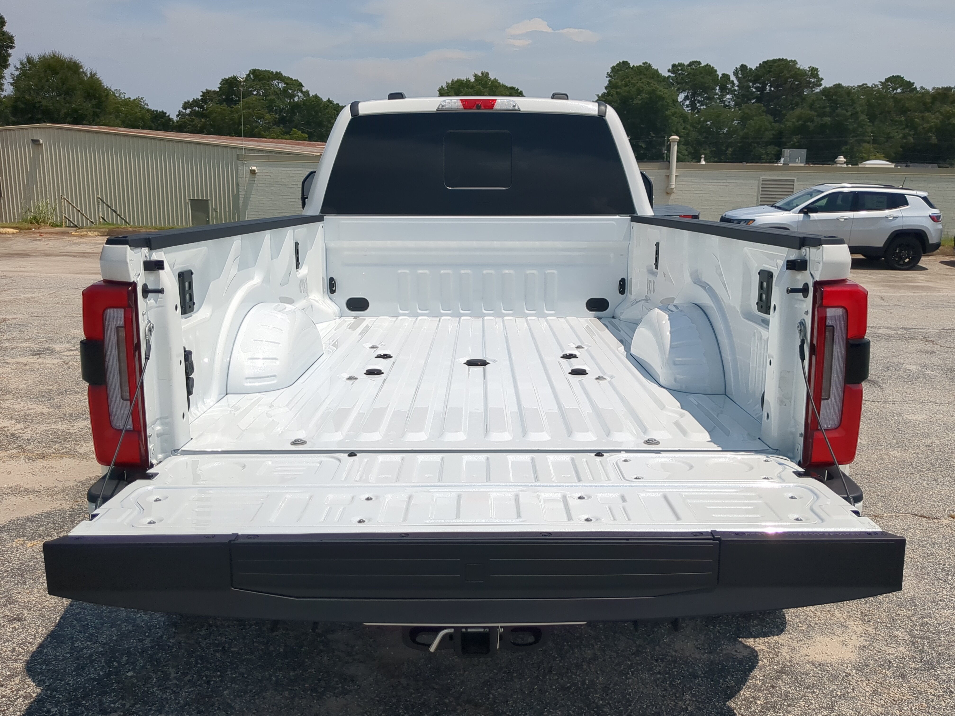 Used 2026 Ford F450 Platinum w/ Platinum Plus Package AWD/4WD image 11
