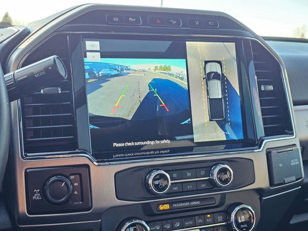 Used 2022 Ford F350 Platinum w/ FX4 Off-Road Package image 21