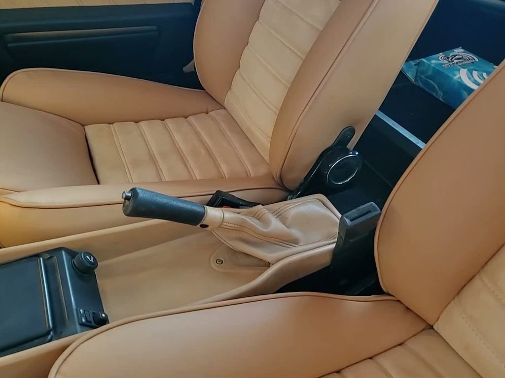 Used 1991 Alfa Romeo Spider Veloce image 22