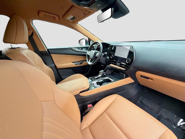 Used 2024 Lexus NX 250 FWD w/ Towing Package (2000 Lbs) image 25