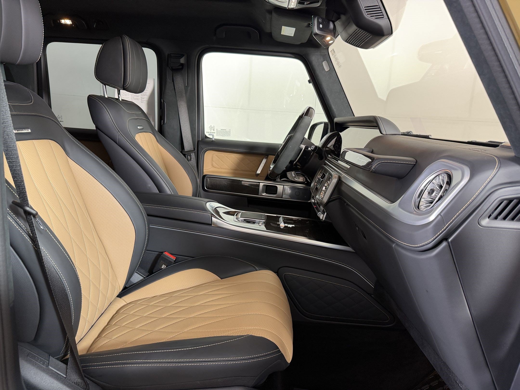 Certified 2025 Mercedes-Benz G 63 AMG 4MATIC image 25