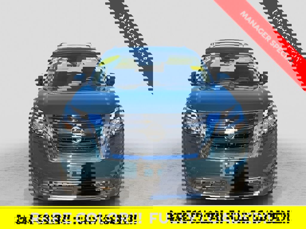 Used 2024 Nissan Pathfinder Platinum w/ Cargo Package AWD/4WD image 32