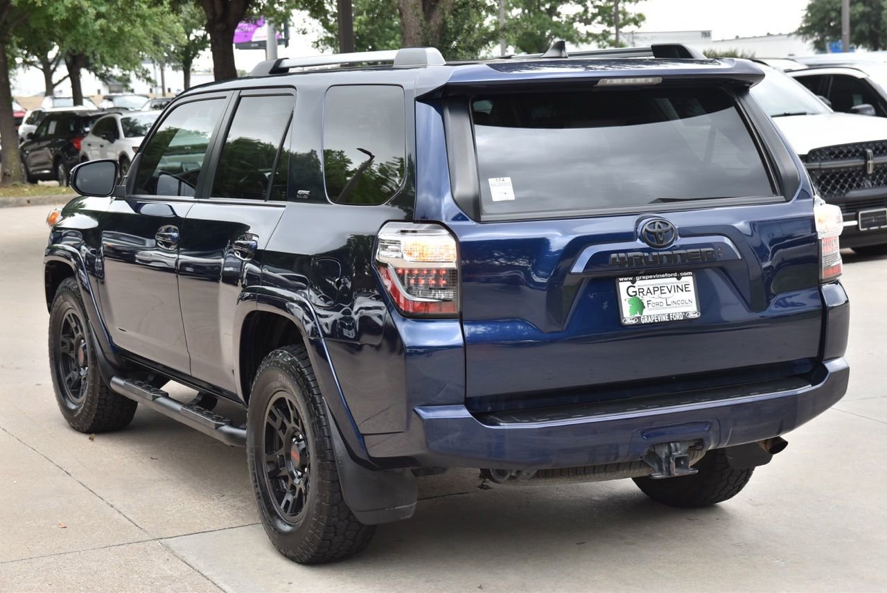 Used 2022 Toyota 4Runner SR5 RWD image 10