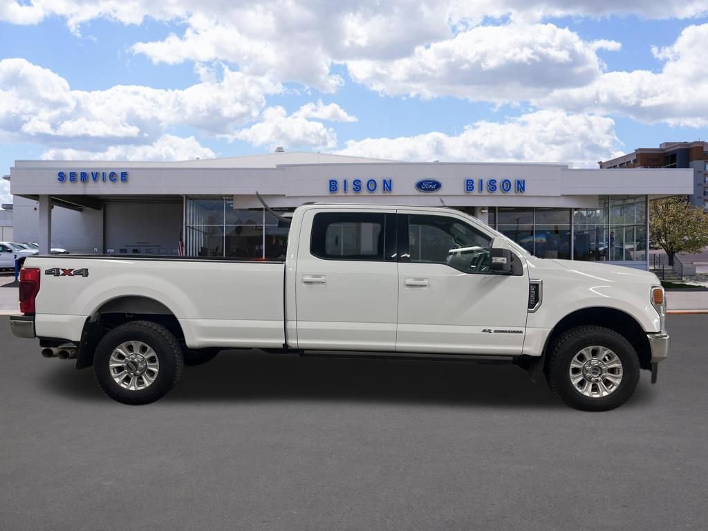 Used 2021 Ford F350 Lariat AWD/4WD image 2