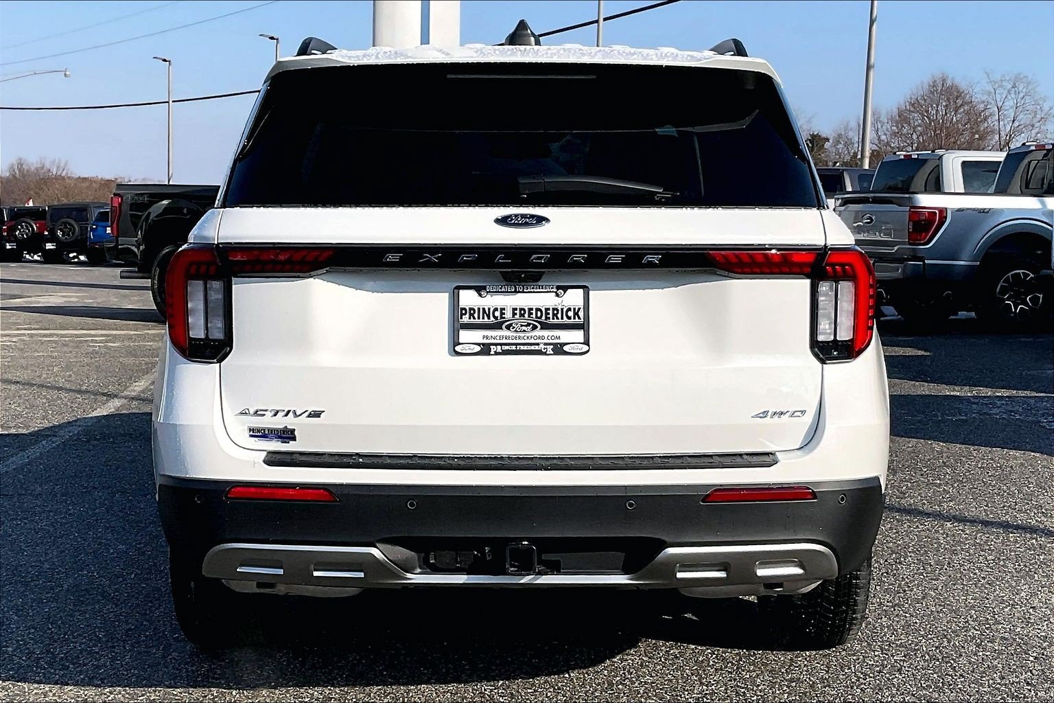 New 2026 Ford Explorer Active w/ Active Comfort Package AWD/4WD image 4