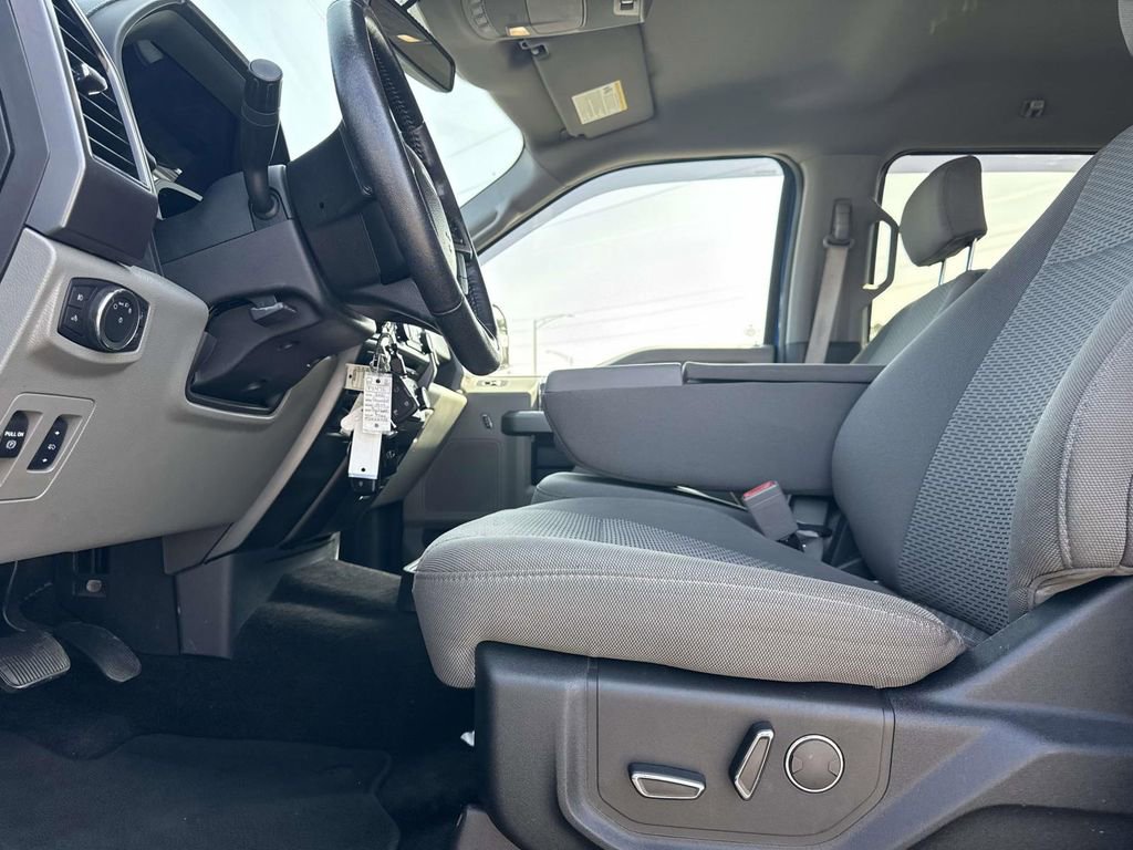 Used 2018 Ford F150 XLT w/ Equipment Group 302A Luxury image 22