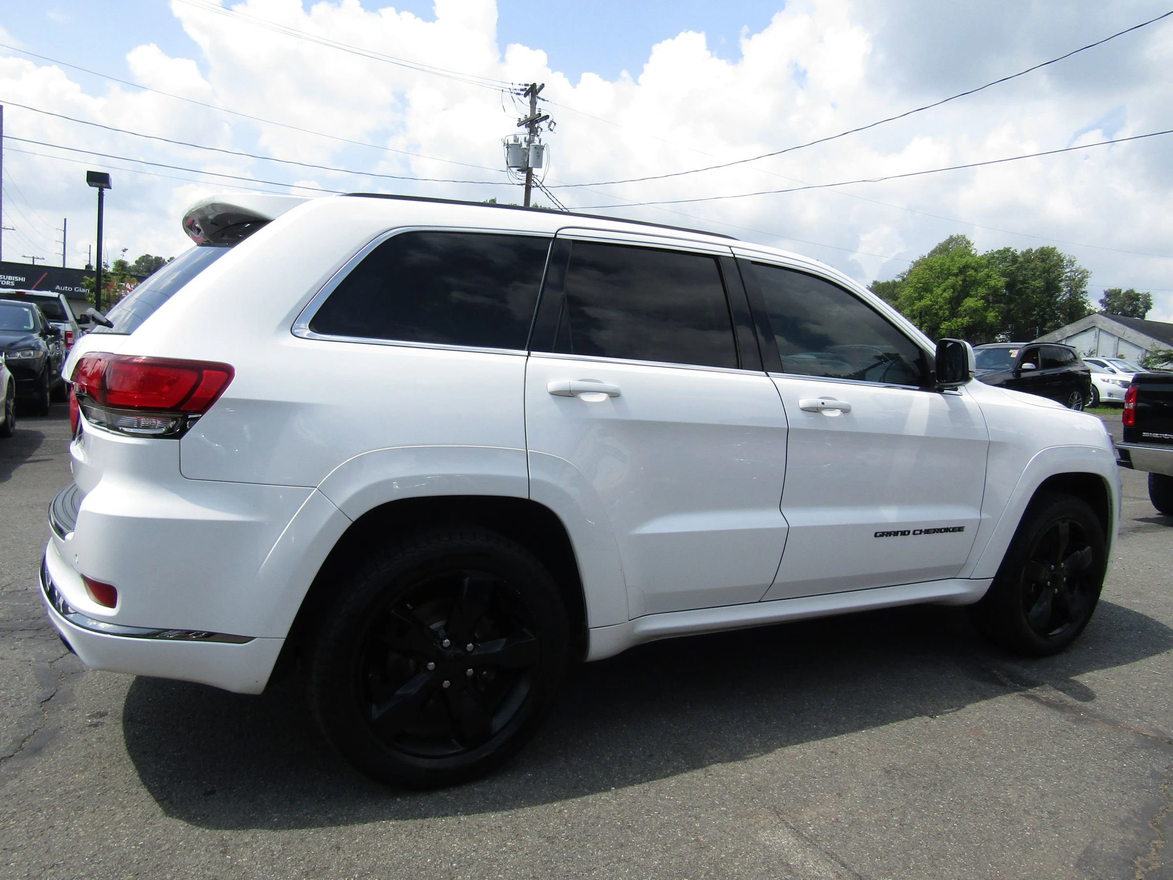 Used 2015 Jeep Grand Cherokee High Altitude image 8
