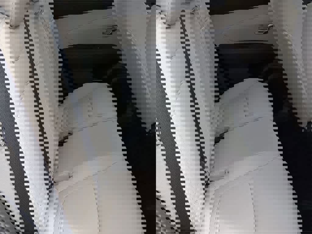 New 2026 Hyundai Tucson SE image 21