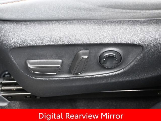 Used 2023 Toyota Highlander Bronze Edition image 22