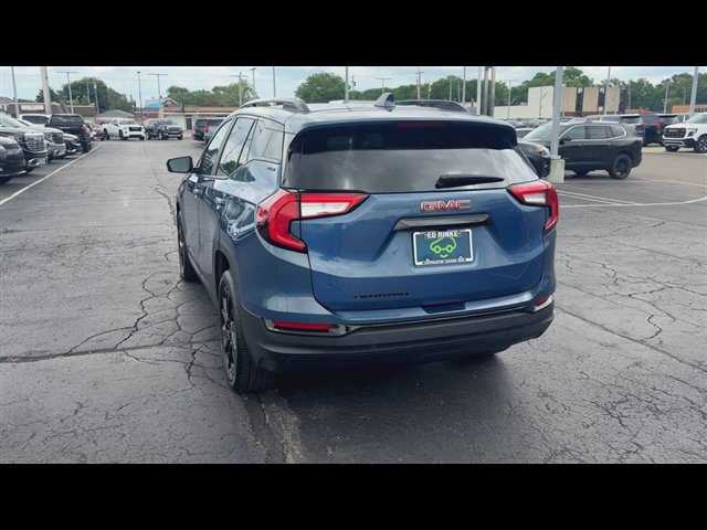 Certified 2024 GMC Terrain SLE w/ Driver Convenience Package FWD image 7