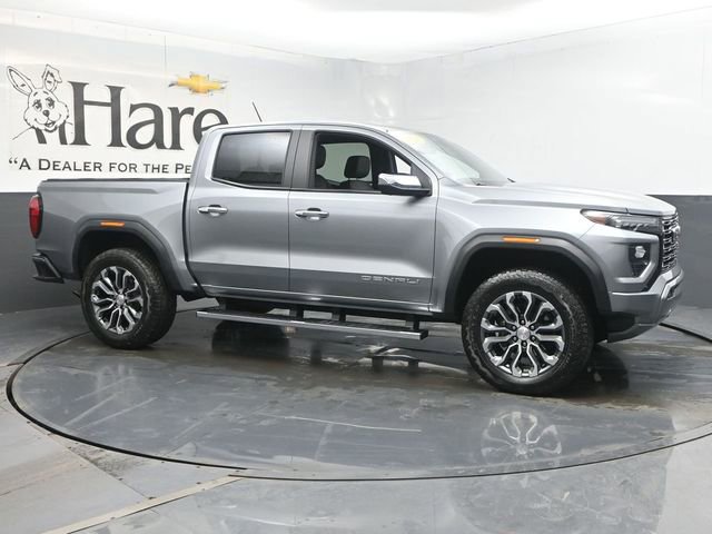 Used 2024 GMC Canyon Denali image 1