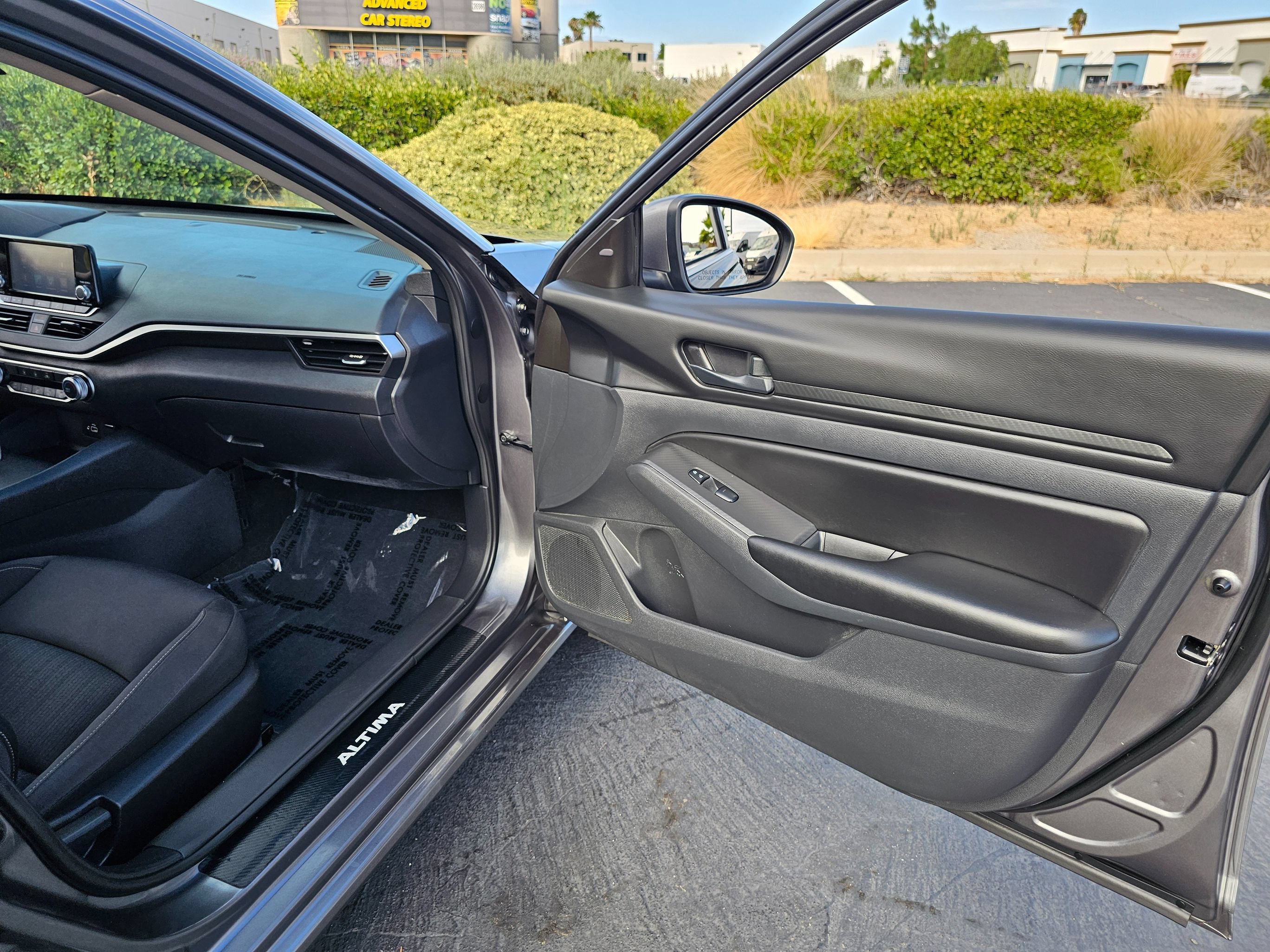 Used 2023 Nissan Altima 2.5 S FWD image 30