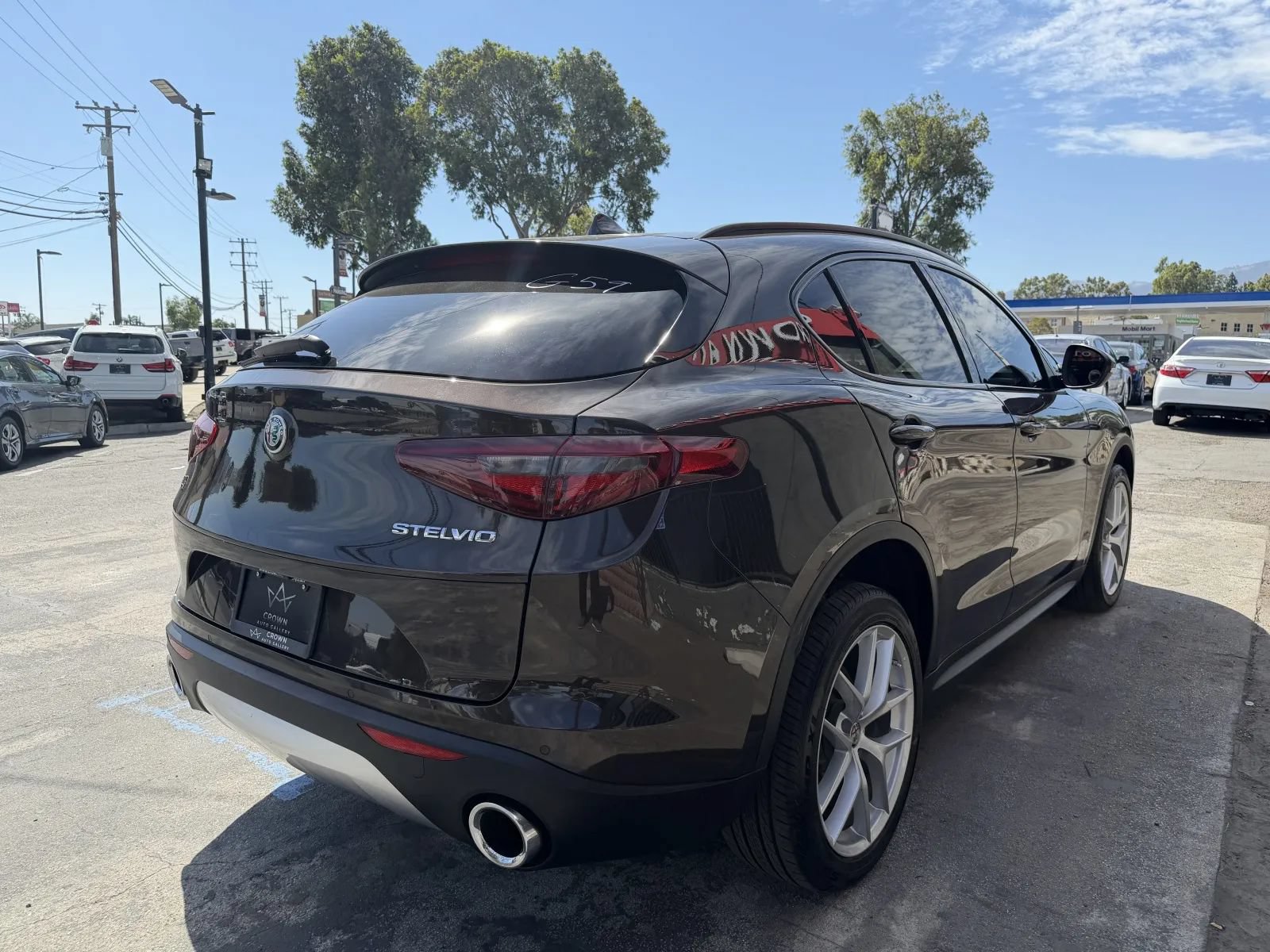 Used 2018 Alfa Romeo Stelvio Sport w/ Quick Order Package 22J Sport AWD/4WD image 5
