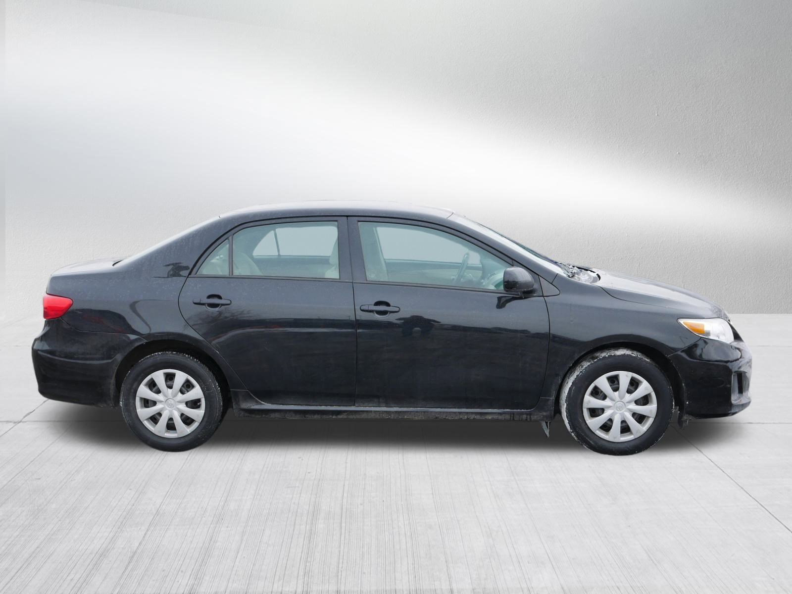 Used 2011 Toyota Corolla LE image 8