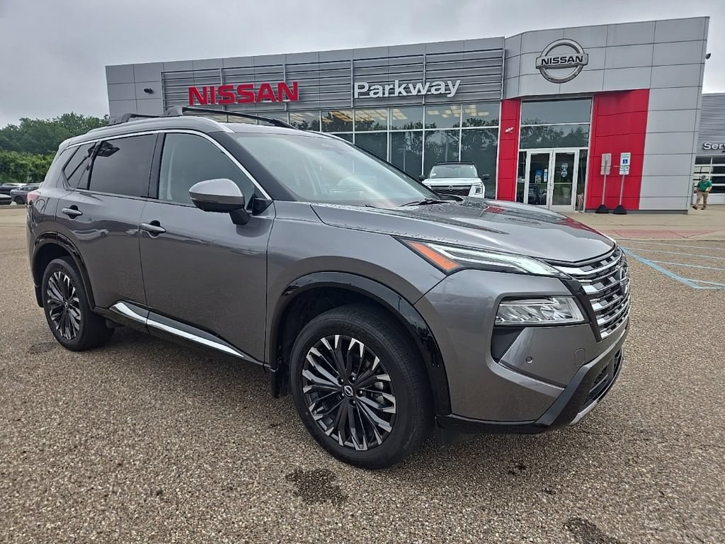 Used 2025 Nissan Rogue Platinum w/ Platinum Premium Package AWD/4WD image 1