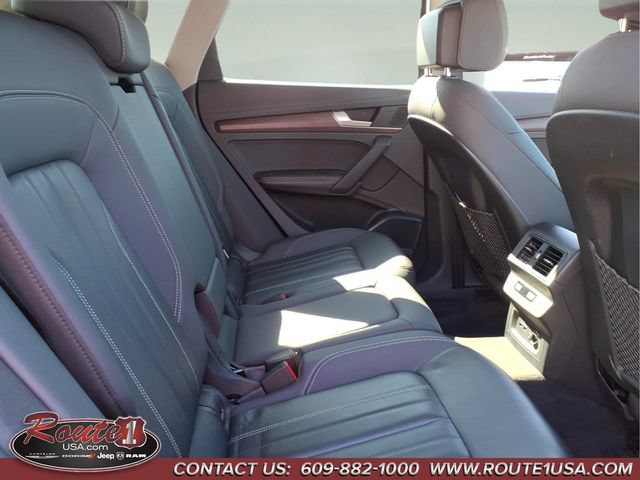 Used 2021 Audi Q5 e Premium Plus w/ Premium Plus Package AWD/4WD image 15