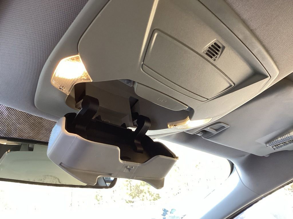 Used 2017 Ford Escape SE image 61