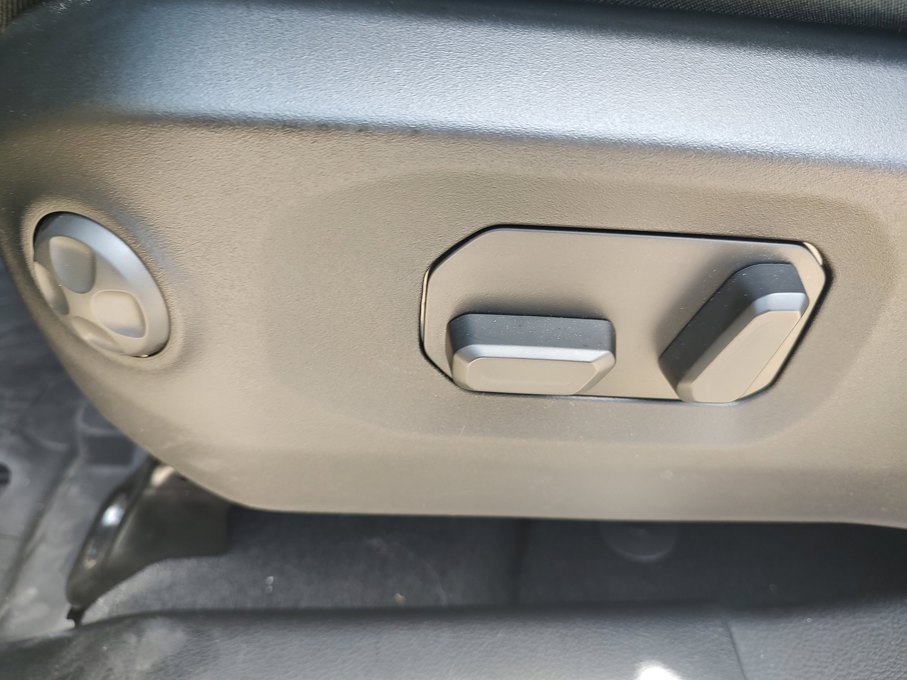 New 2026 Jeep Gladiator Mojave AWD/4WD image 27