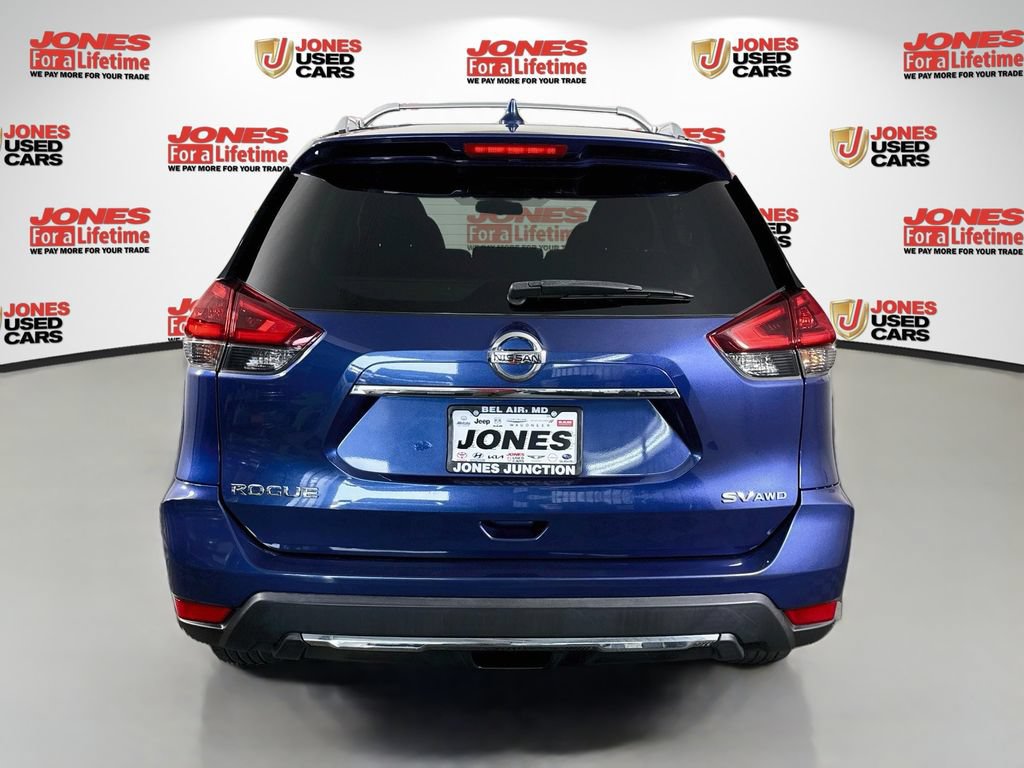 Used 2018 Nissan Rogue SV AWD/4WD image 14