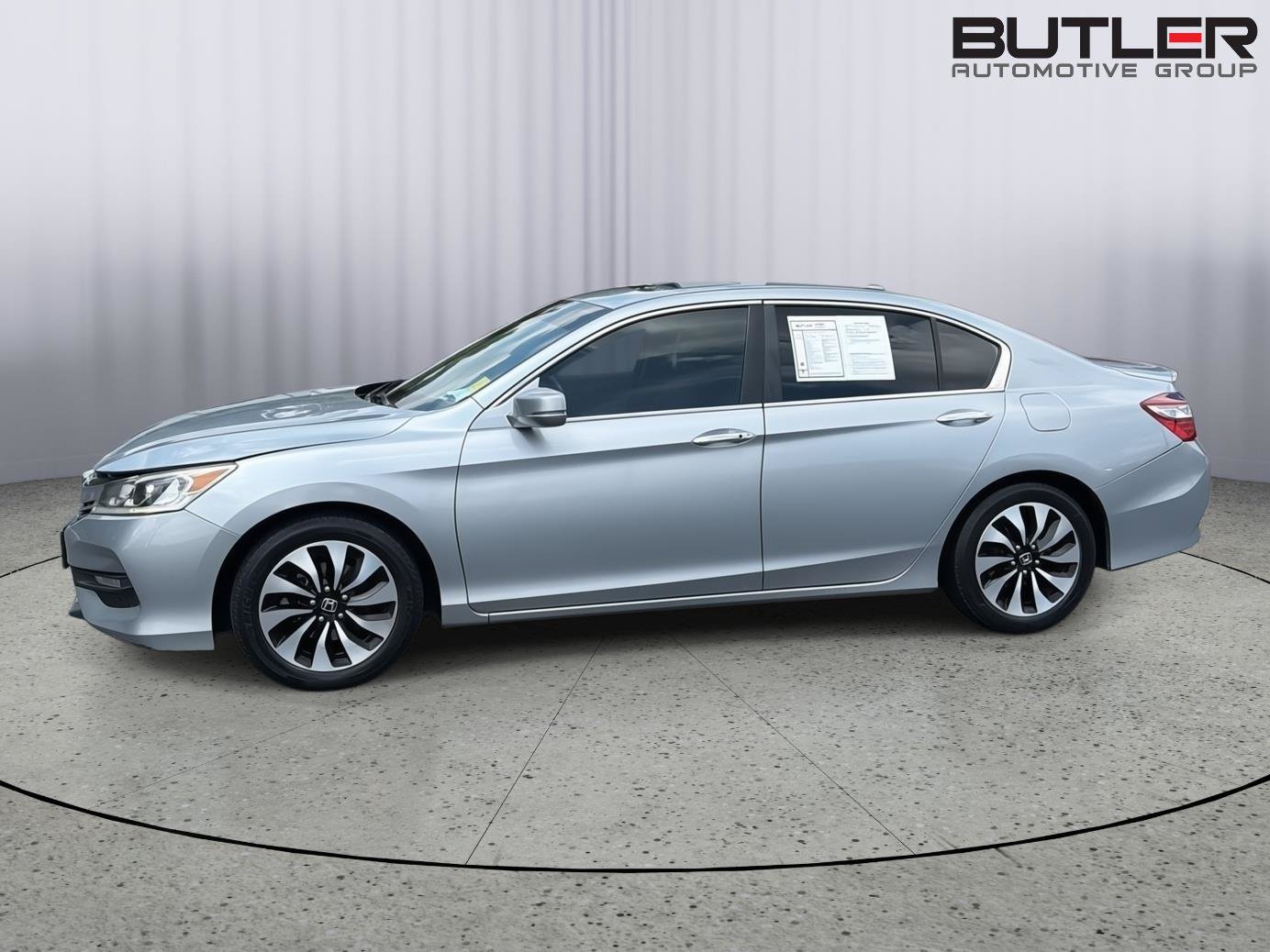 Used 2016 Honda Accord EX image 3