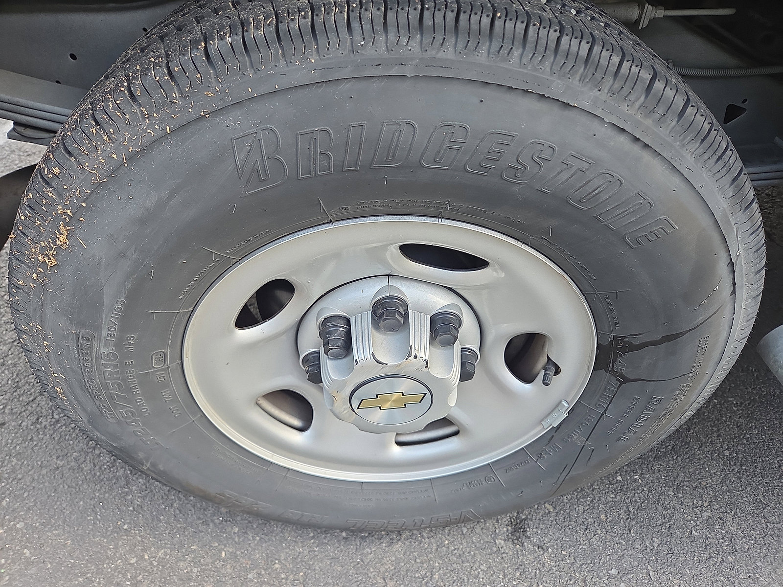 Used 2024 Chevrolet Express 2500 Work Van w/ Driver Convenience Package image 10