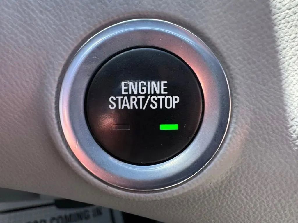 Used 2019 GMC Terrain SLE w/ Driver Convenience Package FWD image 24