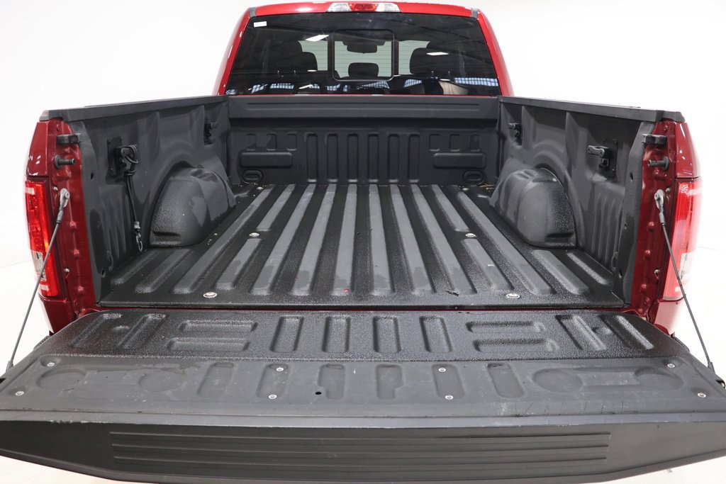 Used 2015 Ford F150 XLT w/ Equipment Group 302A Luxury AWD/4WD image 32