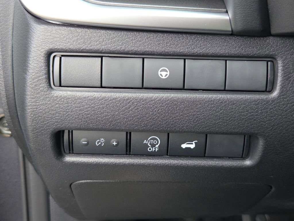 New 2026 Nissan Rogue SV image 25