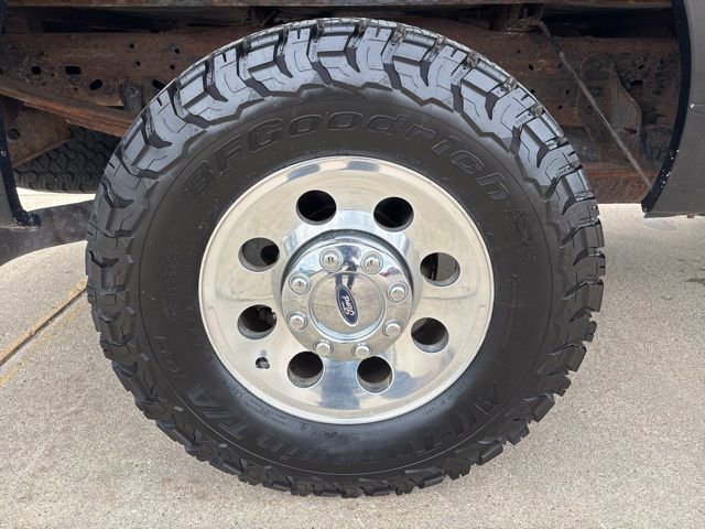 Used 2005 Ford F250 XL image 9