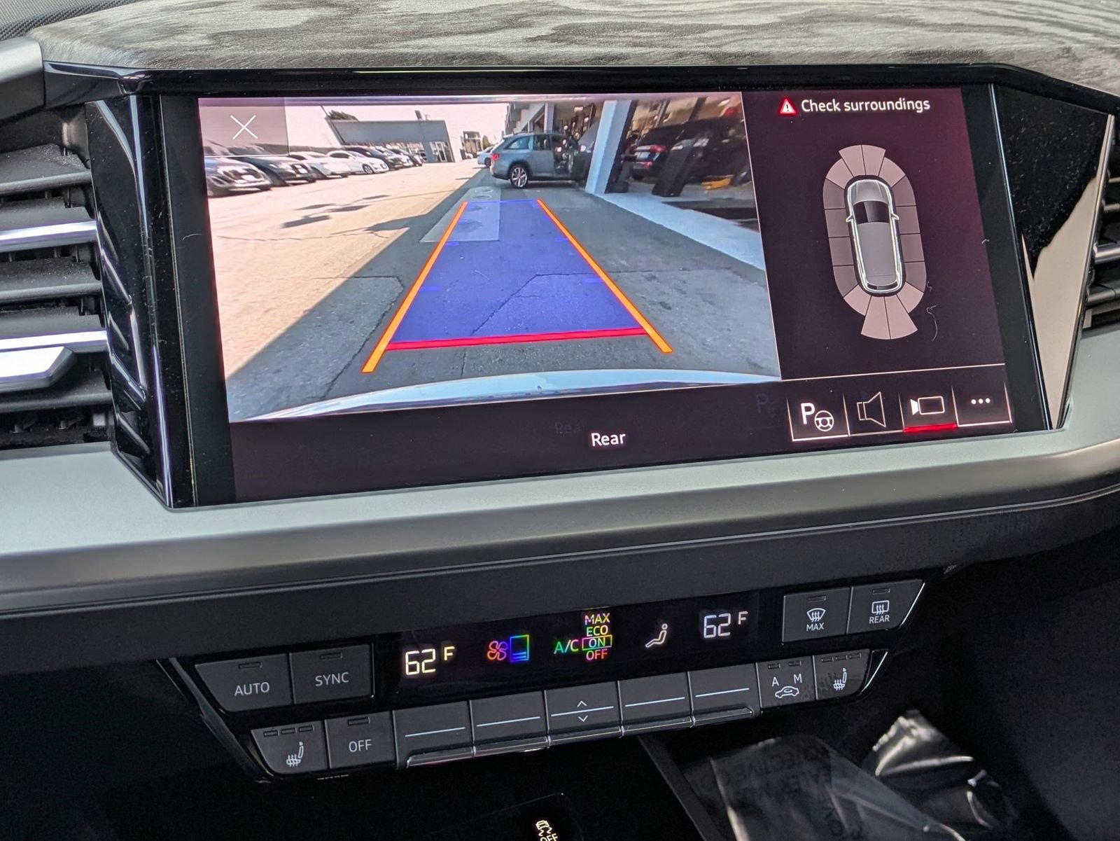 Used 2023 Audi Q4 e-tron Premium Plus w/ Premium Plus image 13