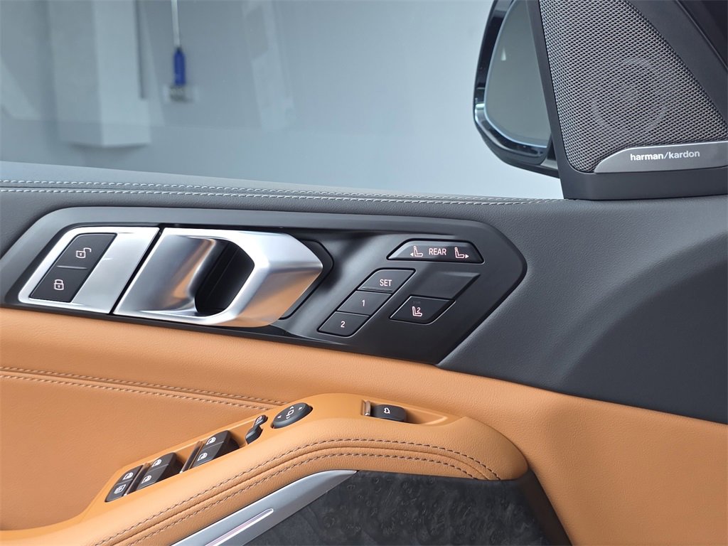 New 2026 BMW X7 xDrive40i w/ M Sport Package image 29