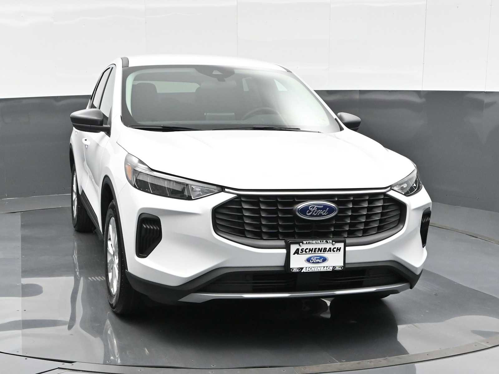 New 2024 Ford Escape Active w/ Cold Weather Package image 3