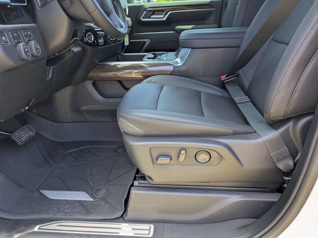 New 2026 Chevrolet Silverado 3500 LT w/ All Star Edition AWD/4WD image 10