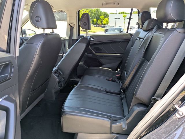 Used 2023 Volkswagen Tiguan SE FWD image 15