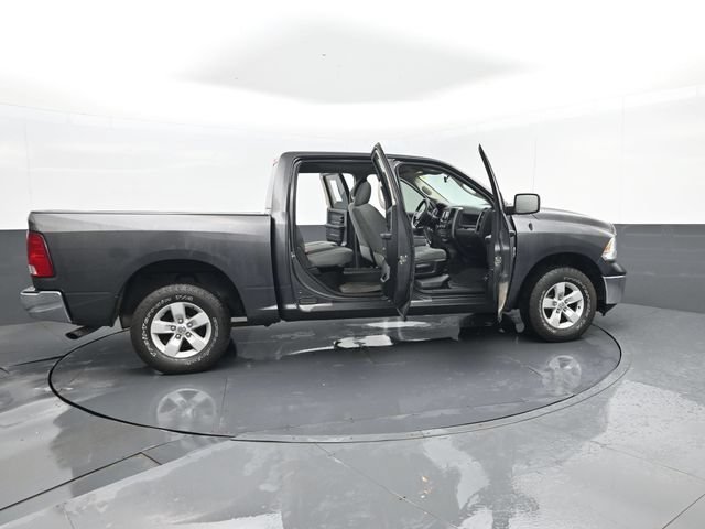 Used 2017 RAM 1500 ST w/ SXT Appearance Group AWD/4WD image 26