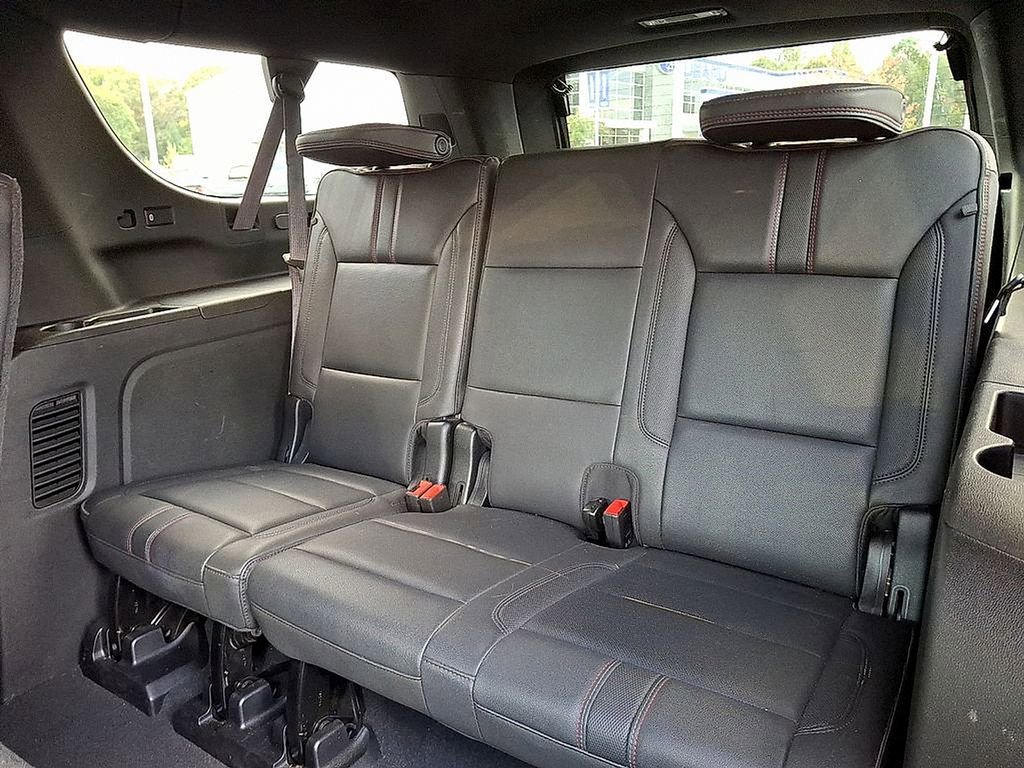 Used 2024 Chevrolet Suburban RST image 11