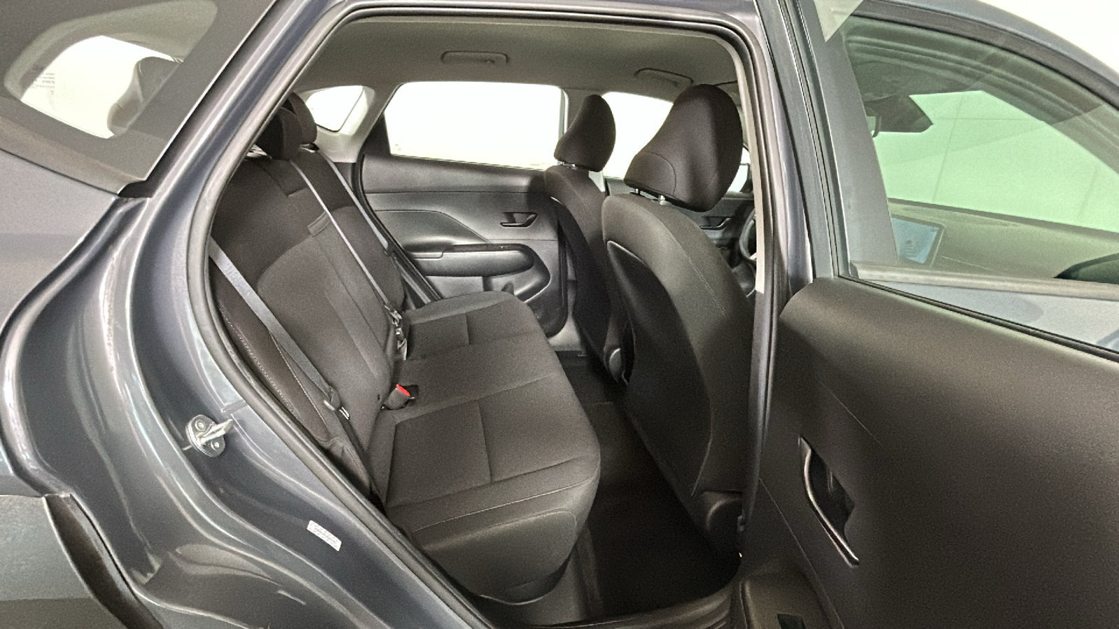 Certified 2024 Hyundai Kona SE AWD/4WD image 37