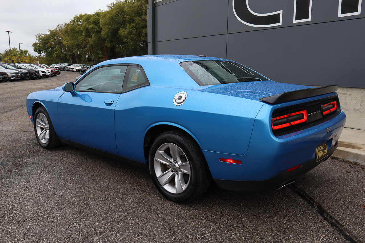 Used 2023 Dodge Challenger SXT image 6