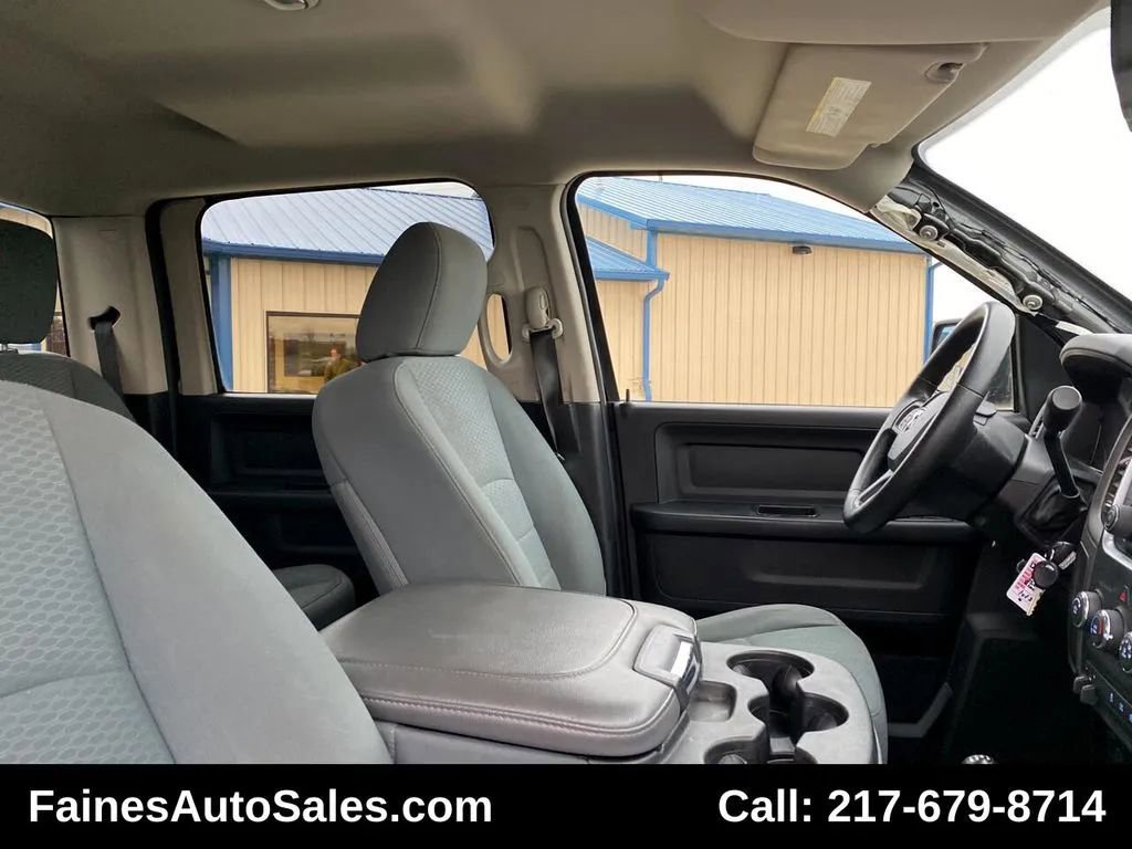 Used 2014 RAM 2500 Tradesman w/ Chrome Appearance Group image 19