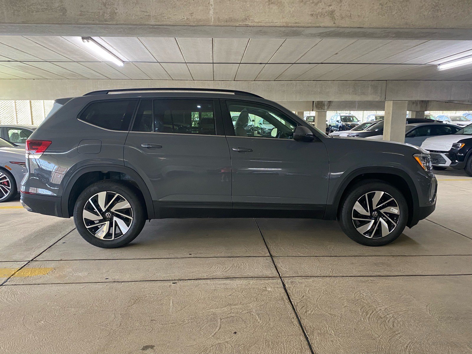 New 2026 Volkswagen Atlas SE AWD/4WD image 2
