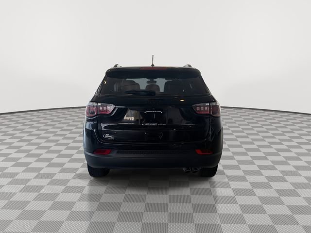 Used 2018 Jeep Compass Latitude AWD/4WD image 9