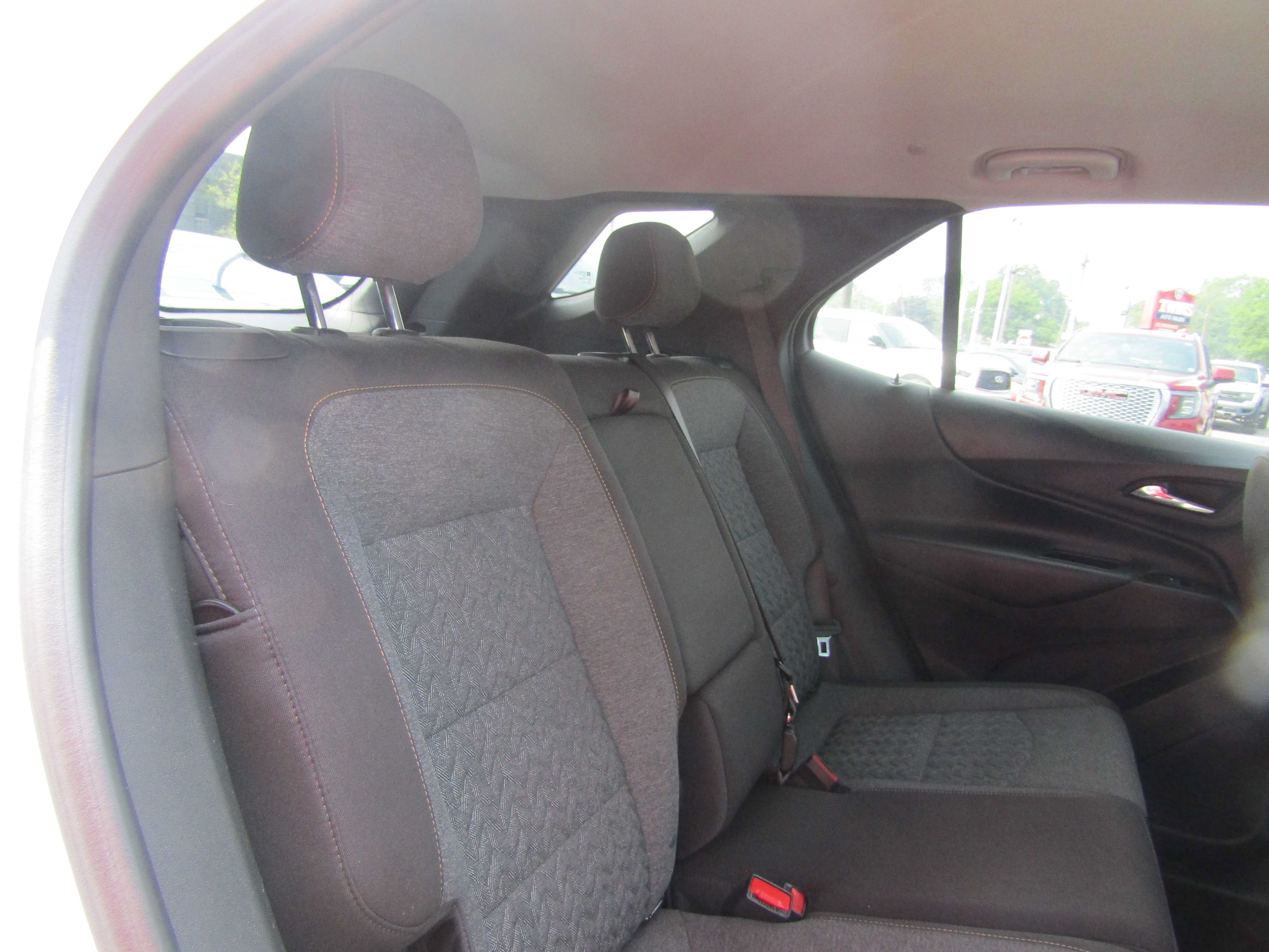Used 2023 Chevrolet Equinox LT w/ LPO, Floor Liner Package AWD/4WD image 26