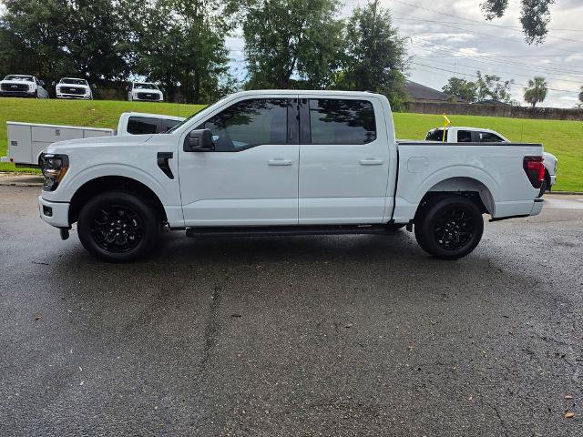 Used 2026 Ford F150 XLT w/ XLT Black Appearance Package RWD image 2