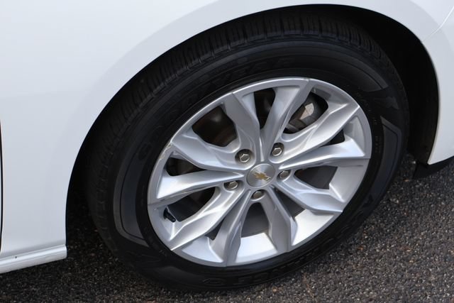 Used 2025 Chevrolet Malibu LT FWD image 24