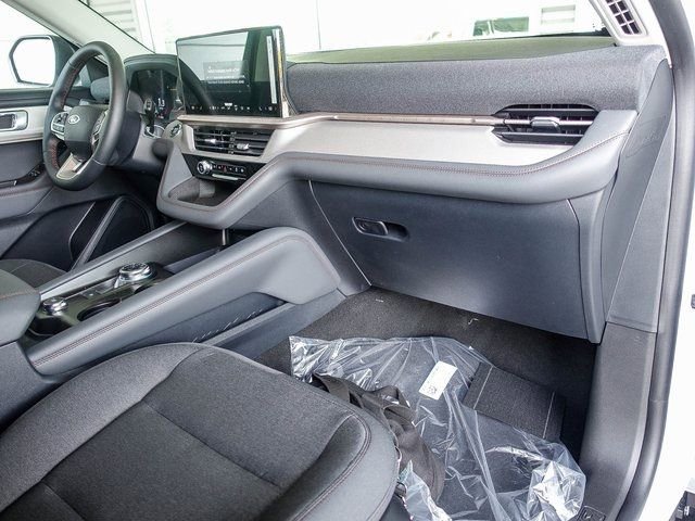 New 2026 Ford Explorer Active image 2