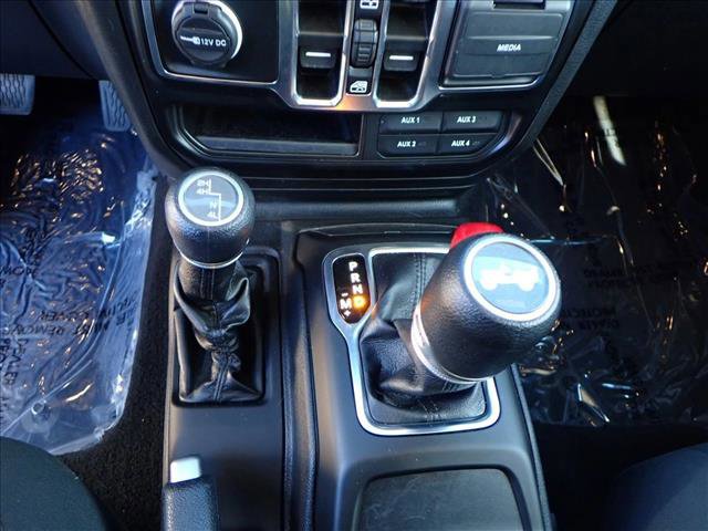 Used 2022 Jeep Wrangler Unlimited Sport image 21