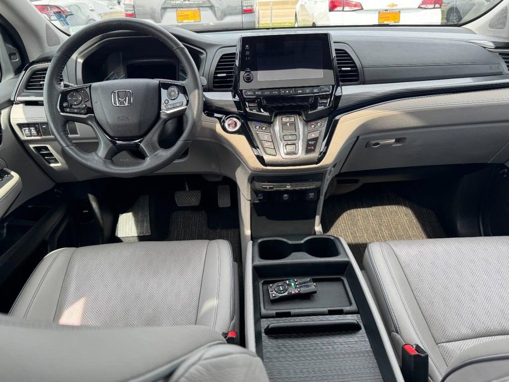Used 2023 Honda Odyssey Elite image 14
