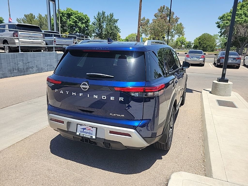 Used 2022 Nissan Pathfinder Platinum w/ Cargo Package FWD image 7