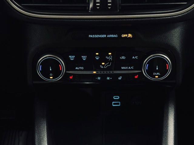 Used 2022 Ford Escape SE w/ SE Sport Appearance Package image 31